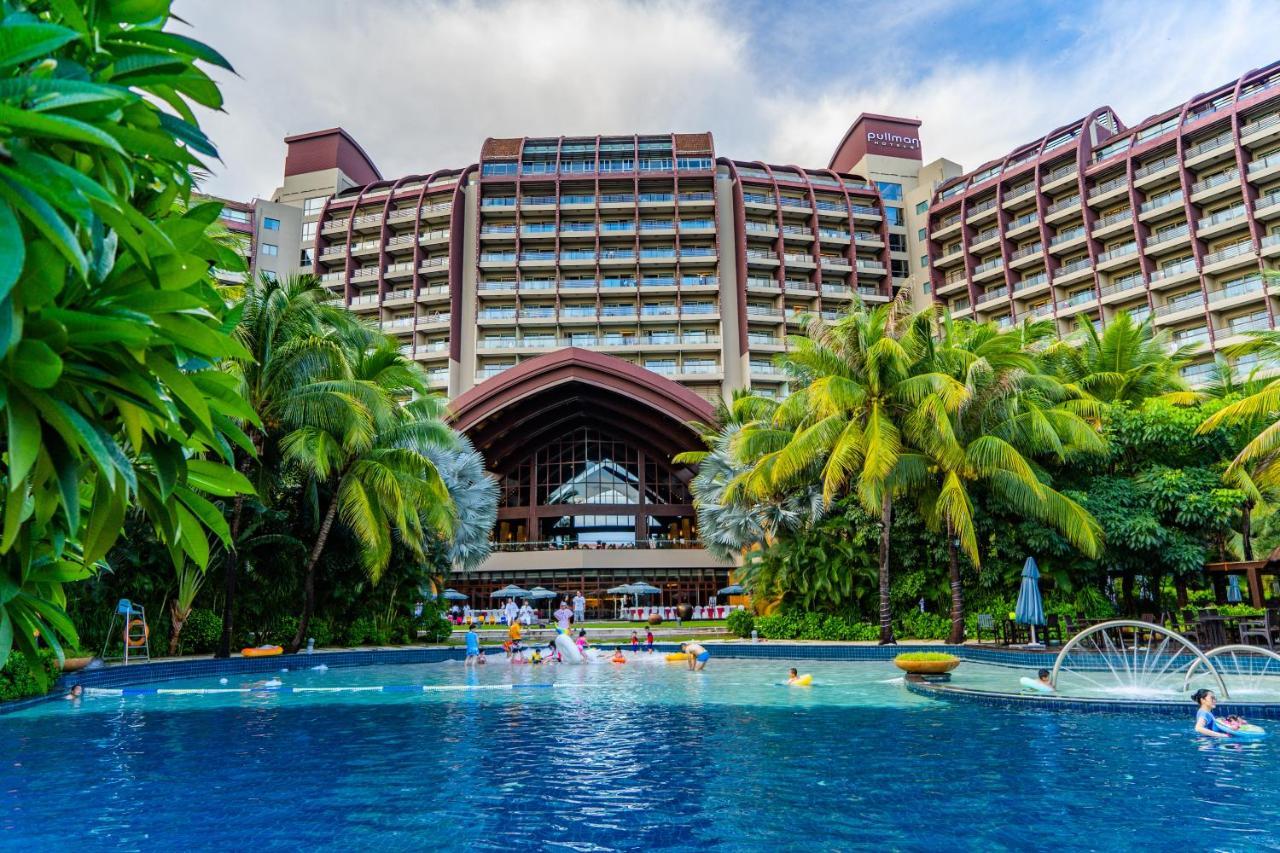 Pullman Oceanview Sanya Bay Resort & Spa Exterior photo